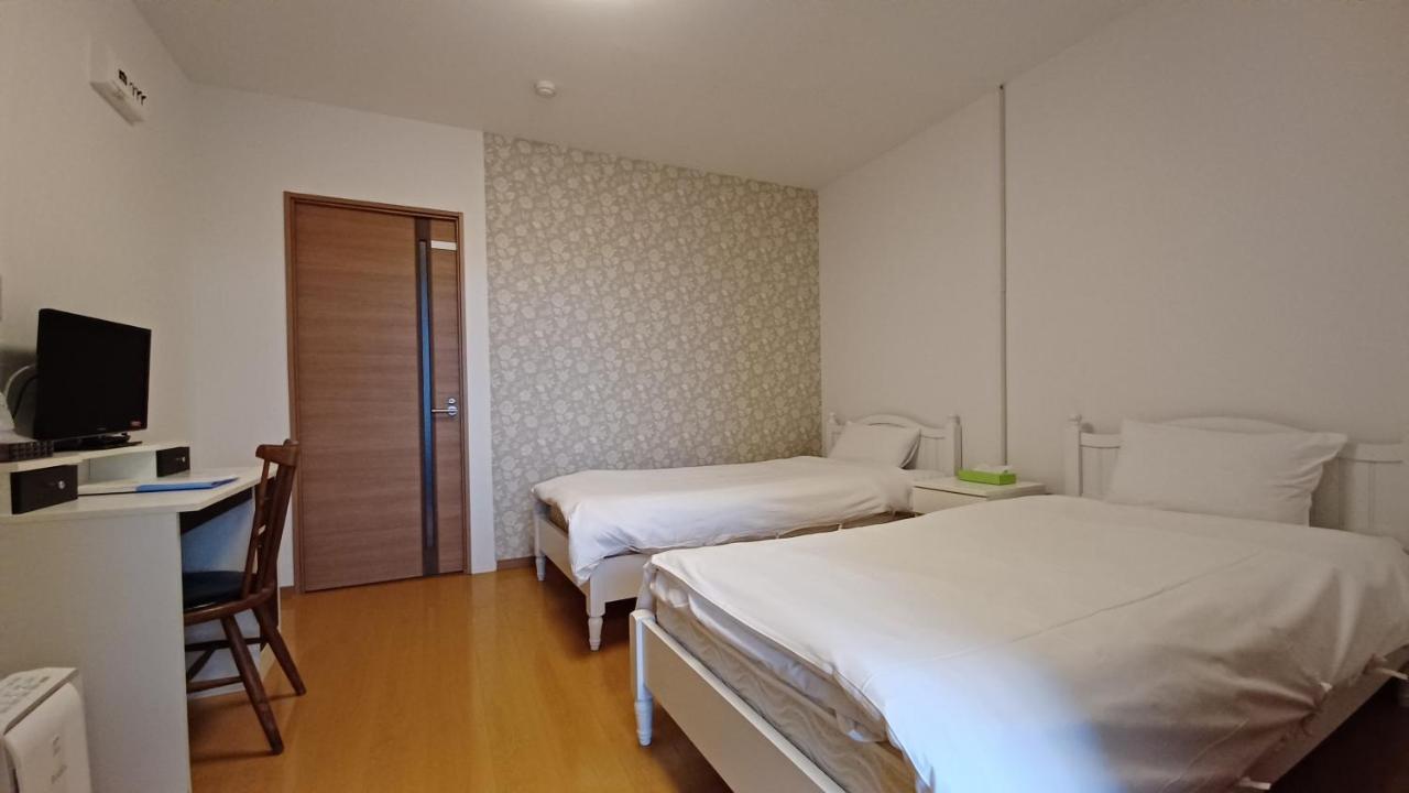 Hotel Swan Lake Nagara Nagara  Exterior foto
